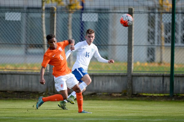 ข่าวลิเวอร์พูล - ลือ!! "หงส์" ฟัด "ปืน" ล่าวันเดอร์คิดเชิงสูง "เจ้าสัวน้อย"