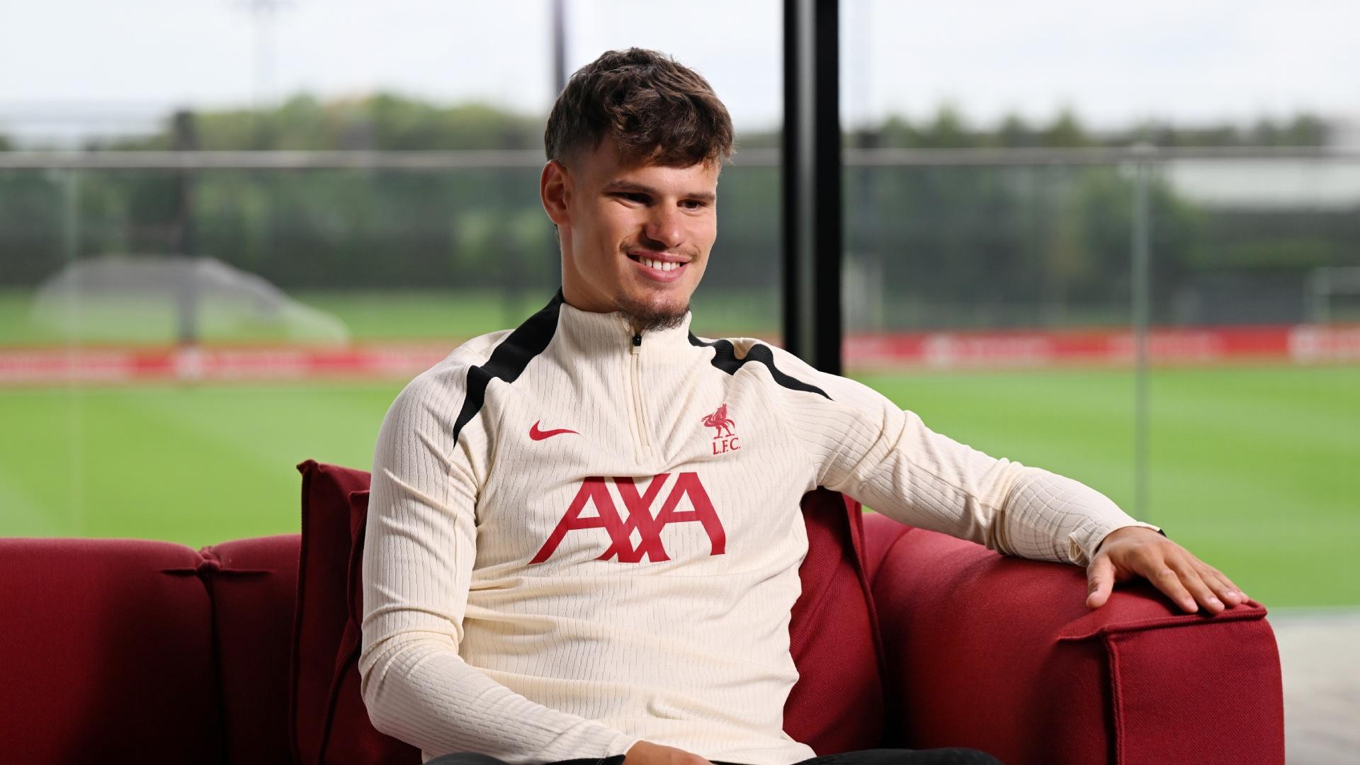 มีรุ่นพี่ที่ดี! เคอร์เคซ เผยมี 2 พี่ใหญ่คอยช่วยประคองในช่วงเวลาที่ยากลำบาก