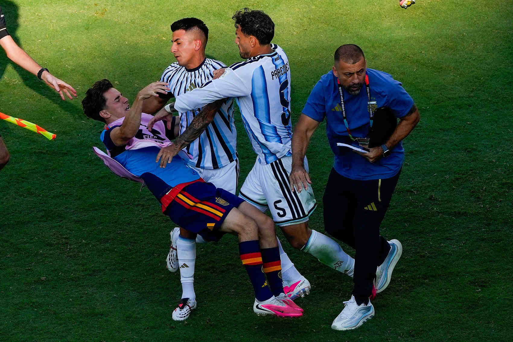เว็บบอร์ดลิเวอร์พูล : World Cup 2026 Drama! FIFA Investigates Argentina Free-for-All ?????